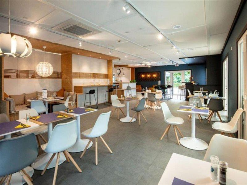 Campanile & Restaurant / Hotel