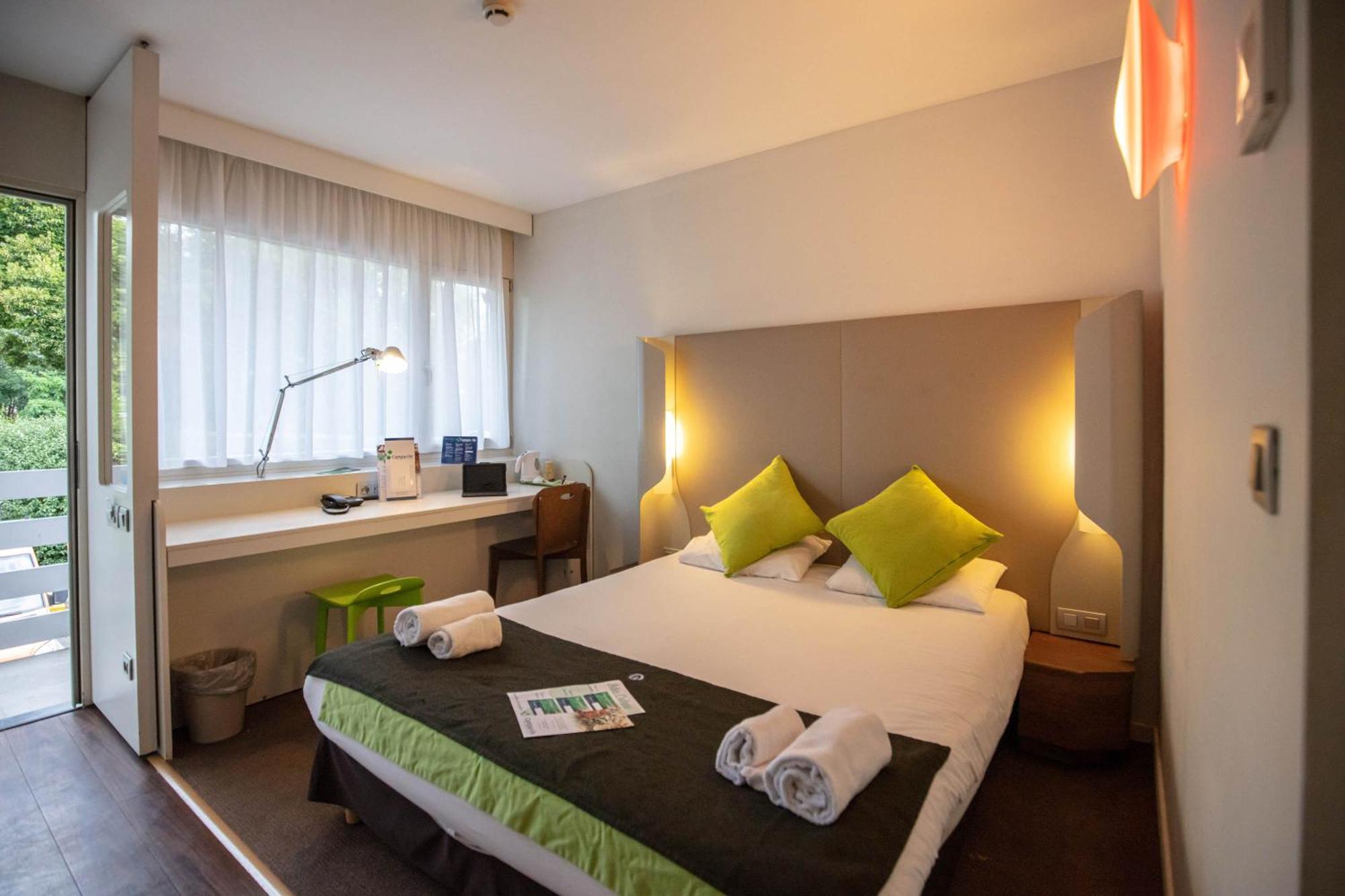 Campanile & Restaurant / Hotel